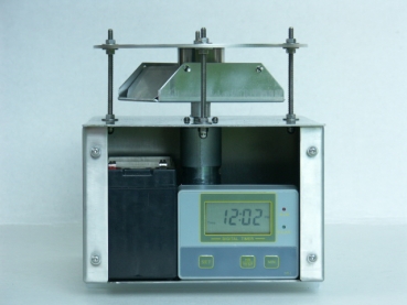 12V Futterautomat mit Edelstahlgeh�use - Luxusausf�hrung